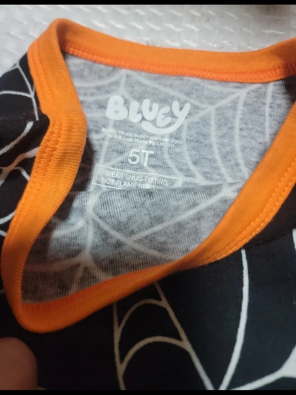 Kids' 2 Piece Bluey Halloween Pajama Set Size 5T